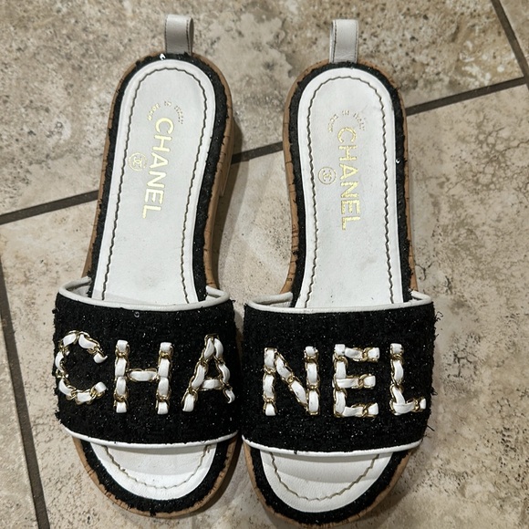 Chanel sandals - Picture 7 of 9